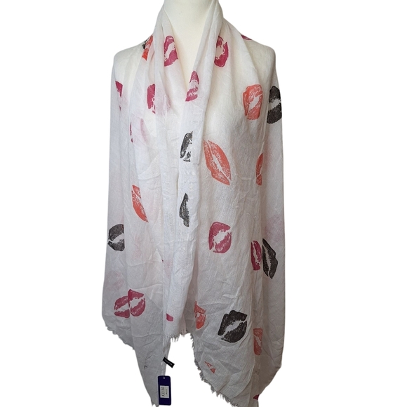 JC 100% Cotton Rectangular Scarf With Fringe Hemline White Lips Print 71" X 29" - Picture 2 of 8